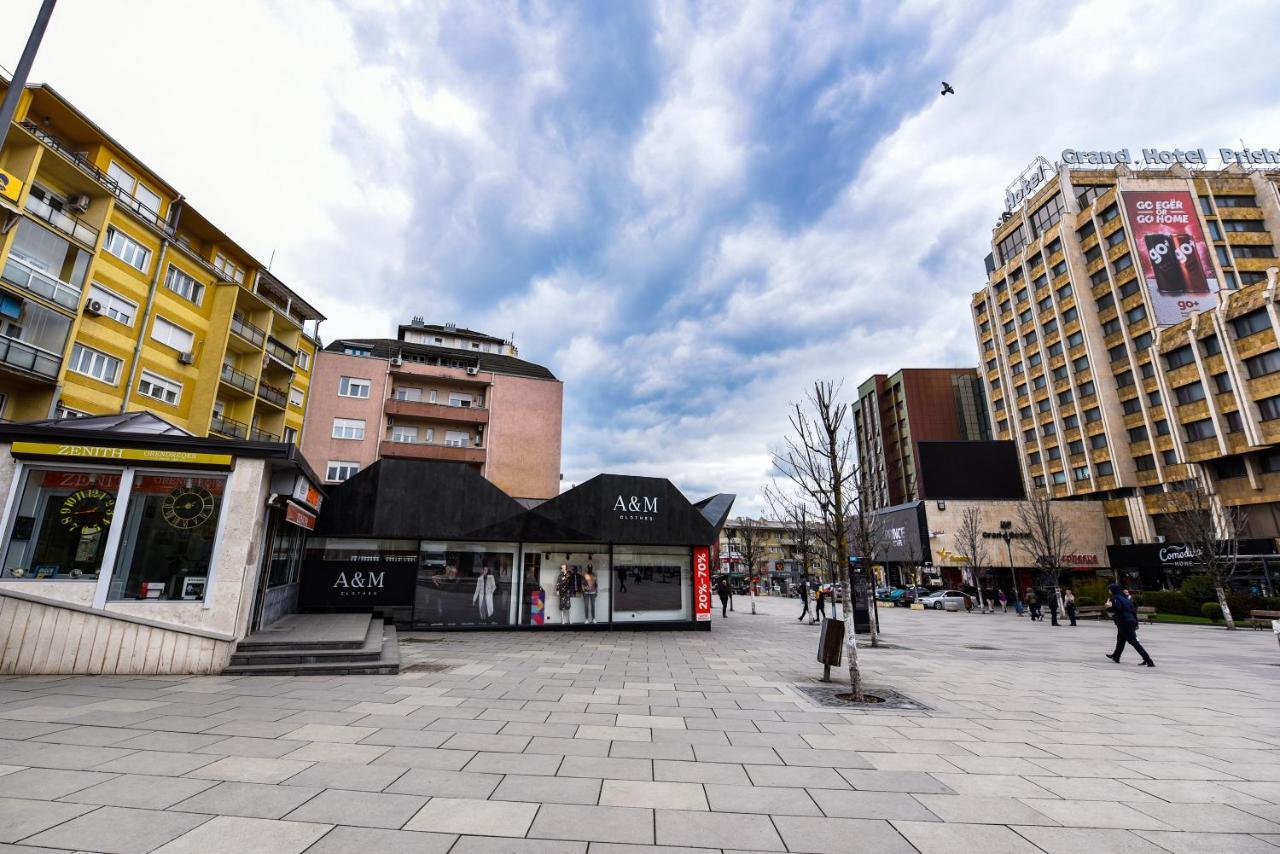 Cozy Bright Central Priștina Exterior foto